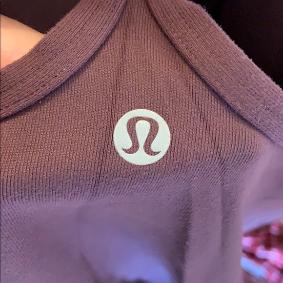Lululemon top - Picture 2 of 4